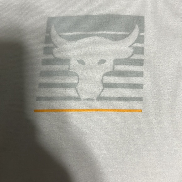 Excellent used condition. Worn one or two times no stains or flaws  size large. - Picture 3 of 5